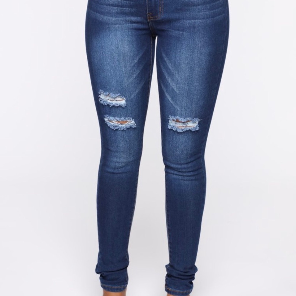 High Waisted Fashion Nova Jeans!